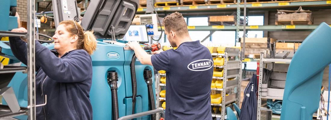Tennant Company beginnt mit der Produktion des autonomen Reinigungsroboters T16AMR in Europa
