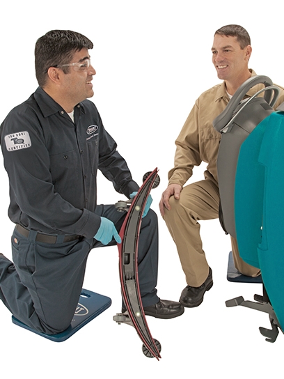 Técnico de servicio y cliente de Tennant